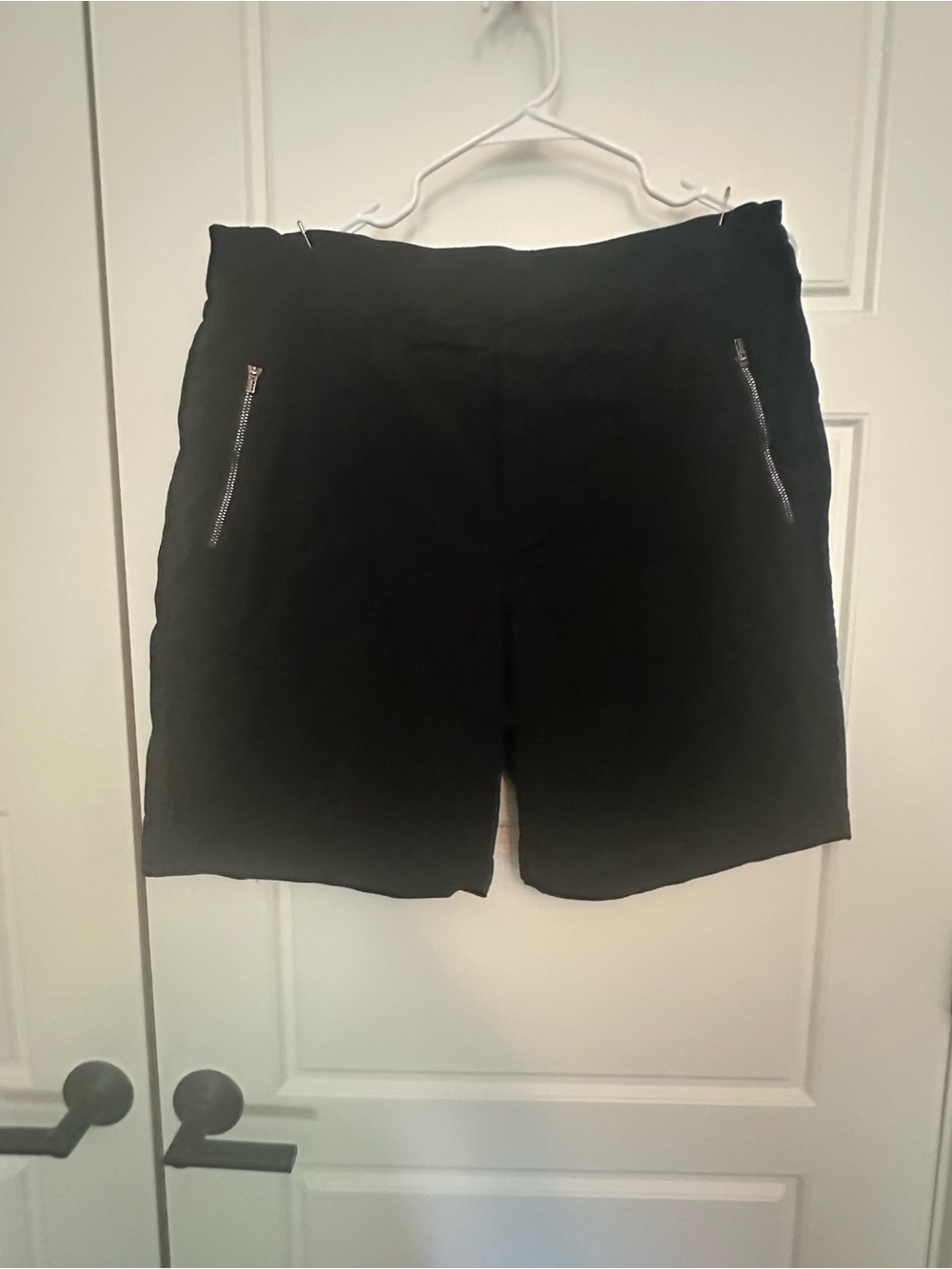 Athleta Black Women's Bermuda Shorts with Zip Pockets. Size 16.